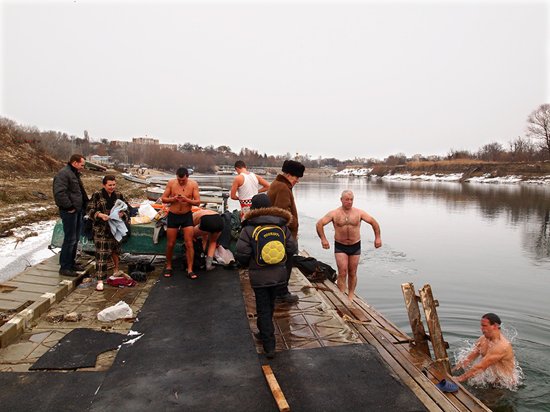 Ten days after Orthodox Christmas, starting at midnight, as many as one thousand Transnistrians, aged from 6 to 60, strip down to their underwear and plunge into the Nistru river at Tiraspol. ‘I feel such warmth in my heart,’ said Dimitri Sheremet, leader of the Dixieland ‘Liberty’ band when he emerged from the freezing water. © Nick Danziger / nb* pictures